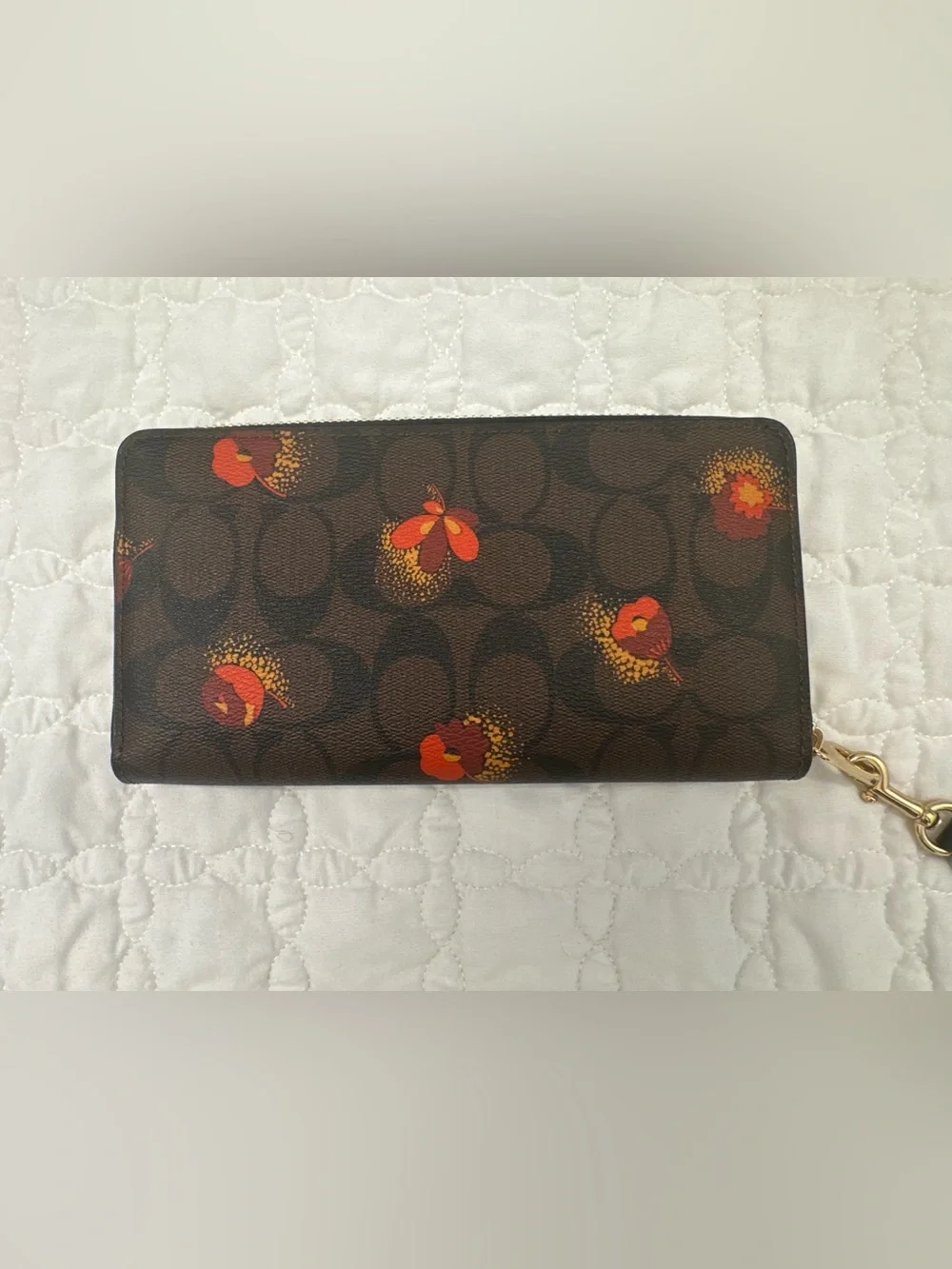 Coach Signature Canvas Long Zip Around Wallet / Wristlet Poppy Floral Print EUC
